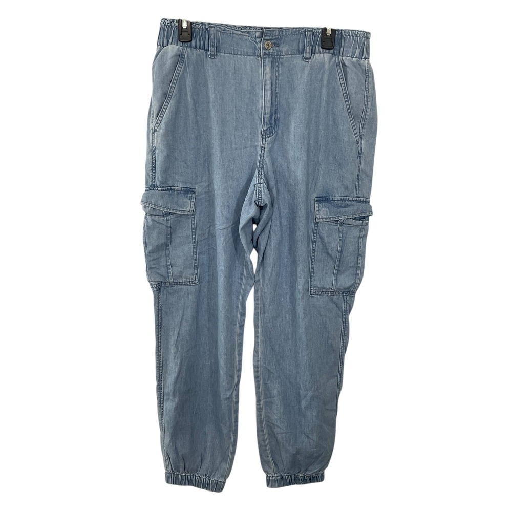 American Eagle AE Women's Cargo Jogger Jeans Light Wash Denim Size 10 Regular‎